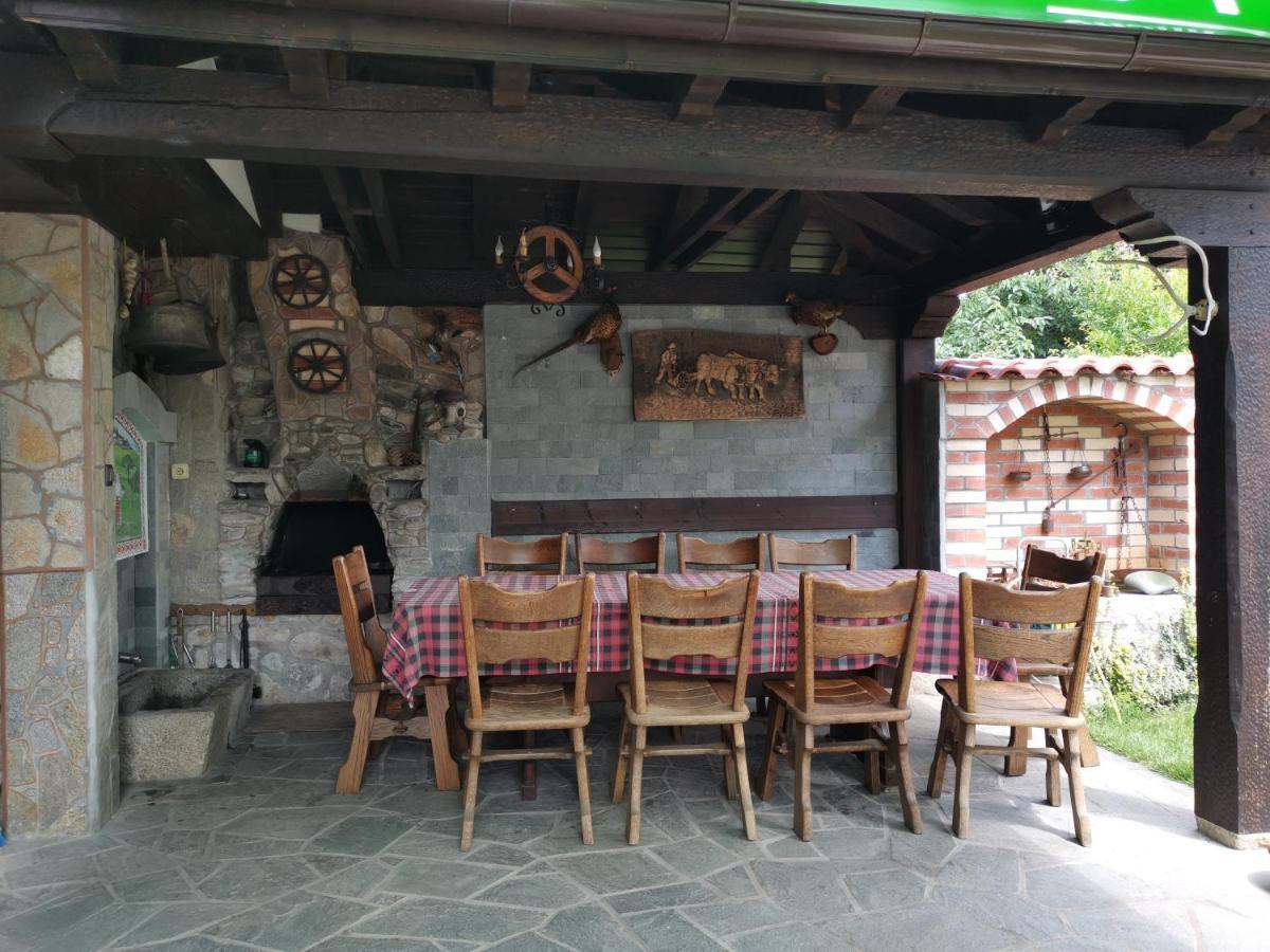 Възрожденски Комплекс Чардакъ Сопот Extérieur photo