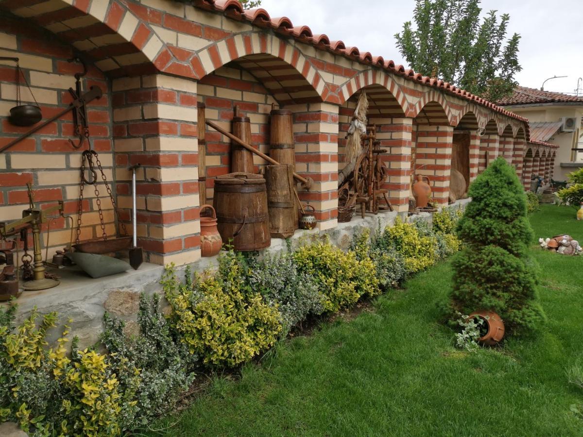 Възрожденски Комплекс Чардакъ Сопот Extérieur photo